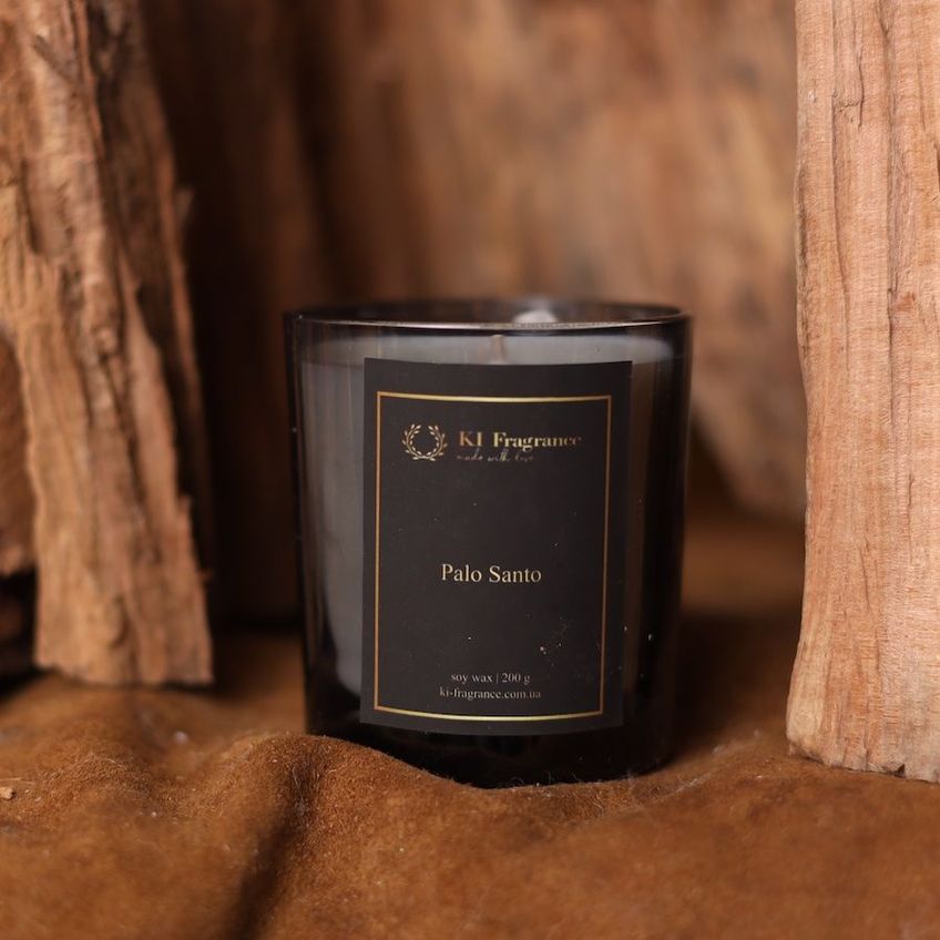 Ароматична свічка Palo Santo у темному скляному стакані 200 гр
